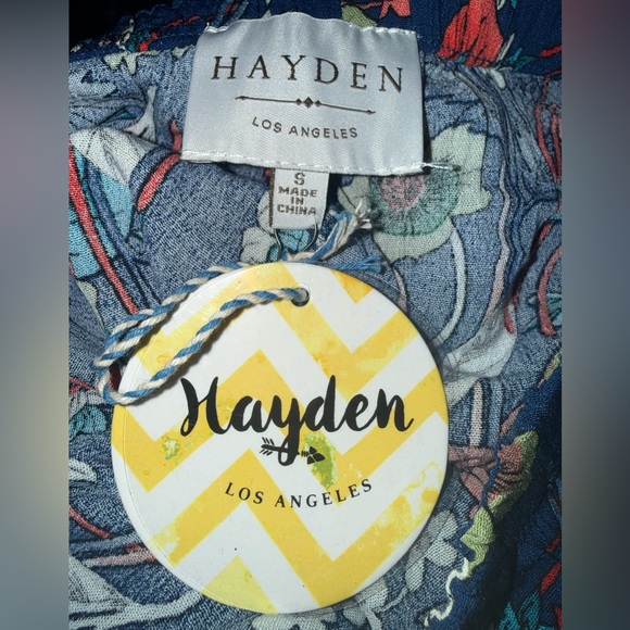 High-Waist Navy Floral Women’s Shorts - Size Small - Picture 5 of 7